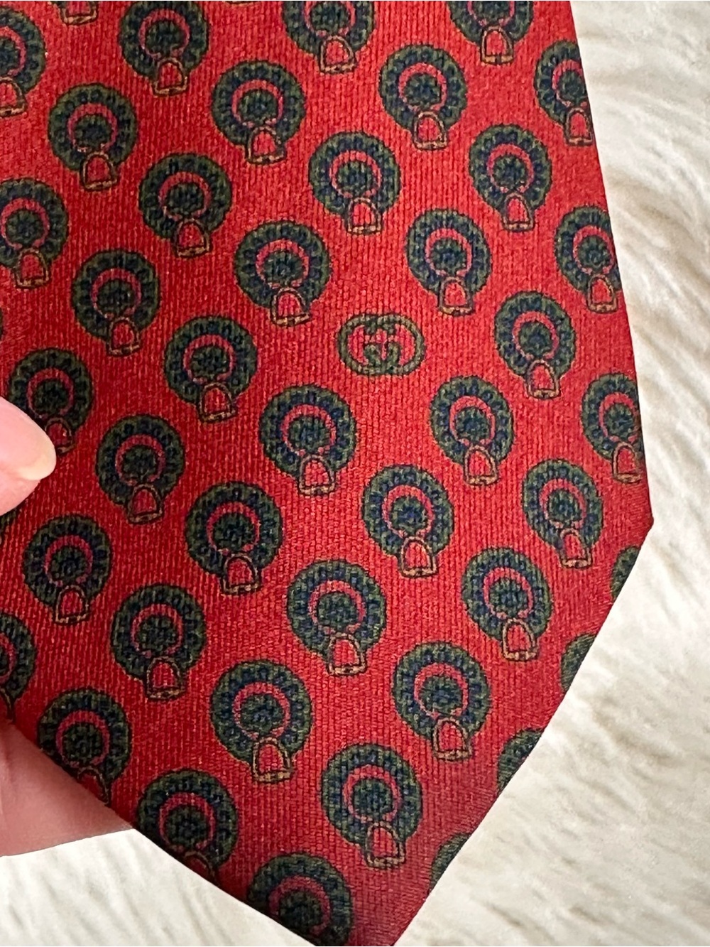 Gucci vintage bundle Red and Light Gray Patterned Silk Ties - Picture 4 of 10